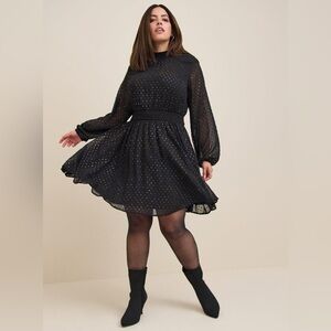 Mini Clip Dot Blouson Sleeve Dress